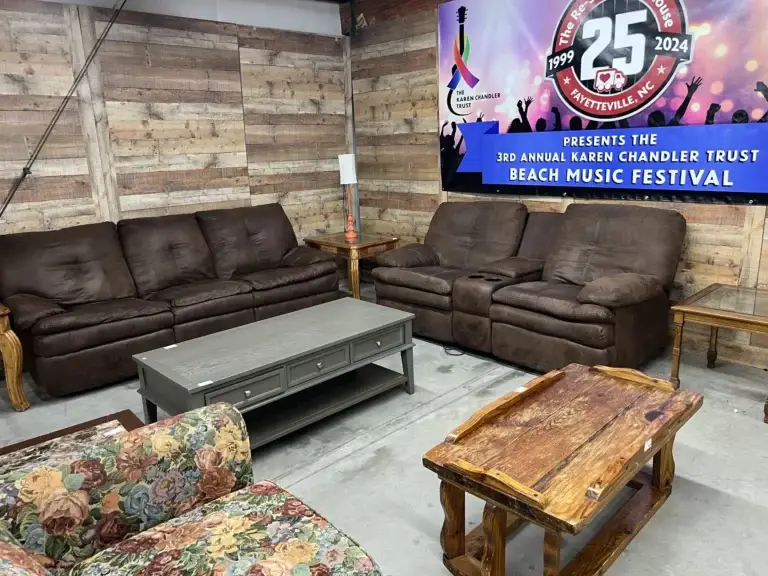 re-store-warehouse-fayetteville-living-room-furniture