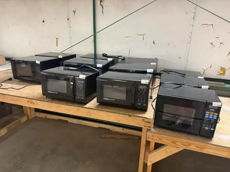 Used Black Countertop Microwaves at The Re-Store Warehouse